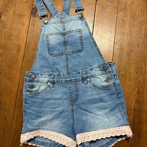 Vigoss Girls 12 Denim Overall shorts with lace